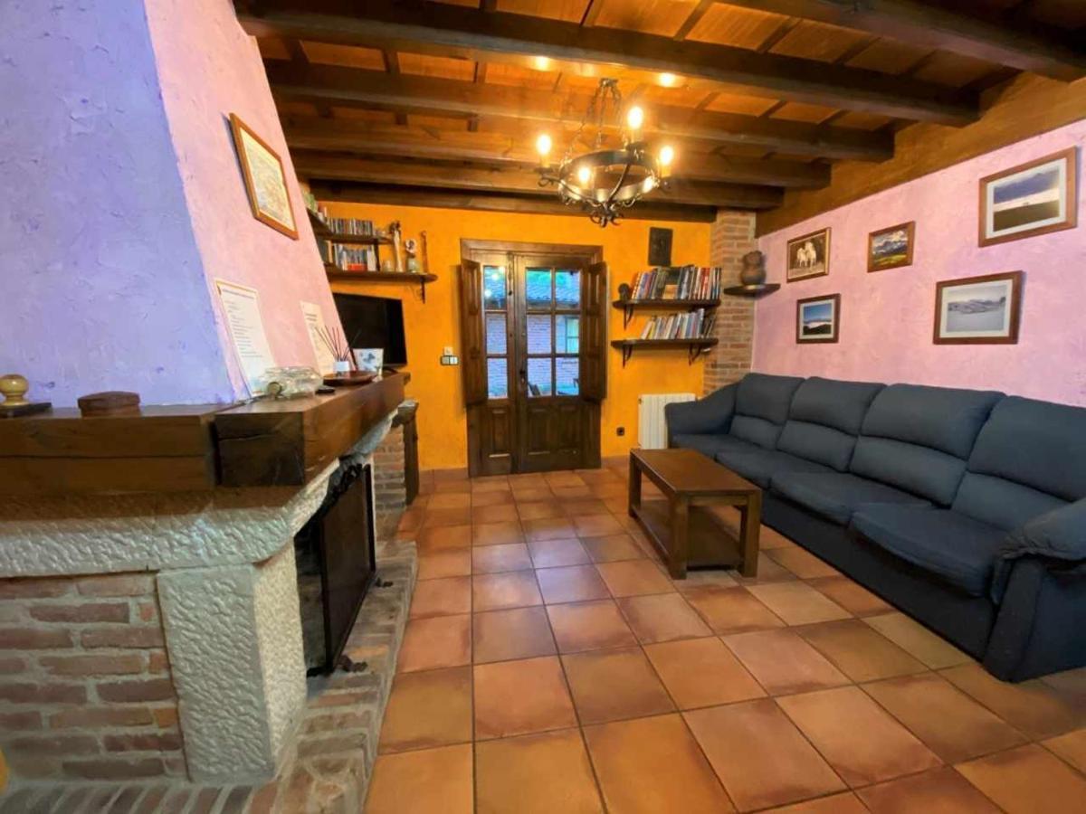 Vivienda Vacacional La Vara Arriondas Exterior photo