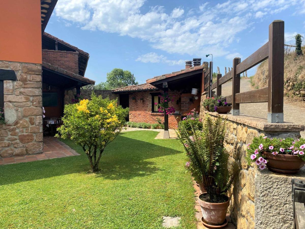 Vivienda Vacacional La Vara Arriondas Exterior photo